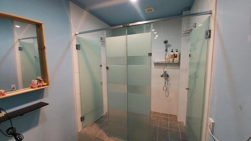 Buzz Guesthouse Hostel Сеул Экстерьер фото